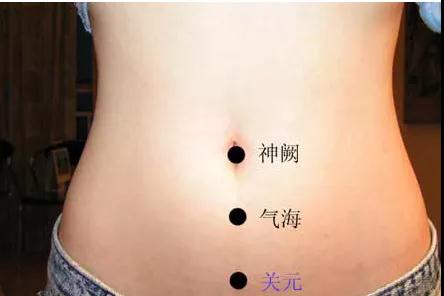 秋季養(yǎng)生先養(yǎng)胃，艾灸療法好輕松