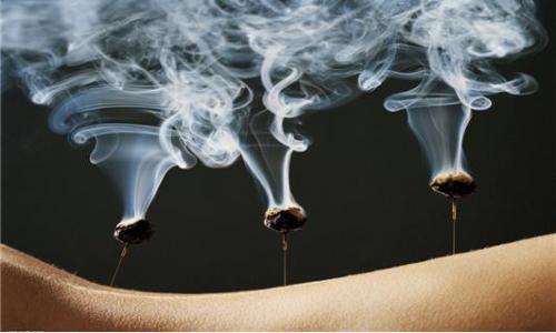 艾灸的消炎效果堪比消炎藥物，卻沒有任何副作用!
